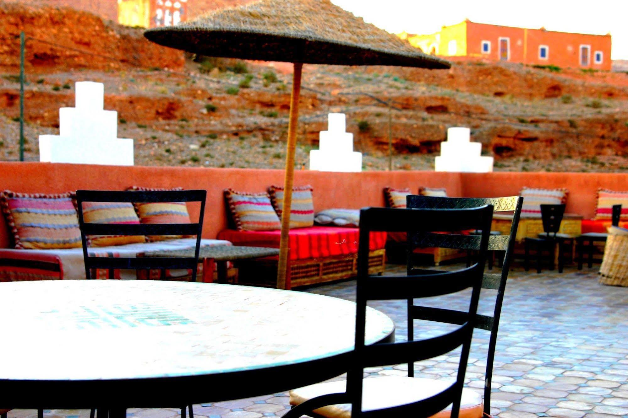 Kasbah Isfoula And Spa Ait Benhaddou Exterior foto